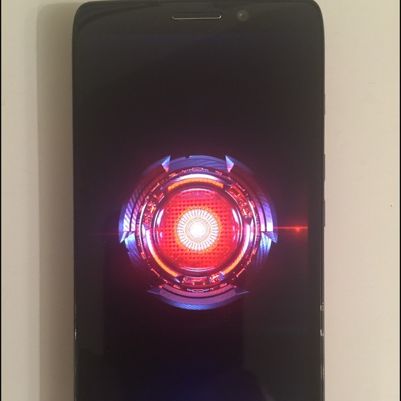 Droid MAXX bundle