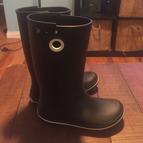 Crocs women's rain boots size 8W