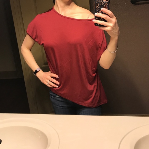 SALE! Wine red shirt - Picture 2 of 4