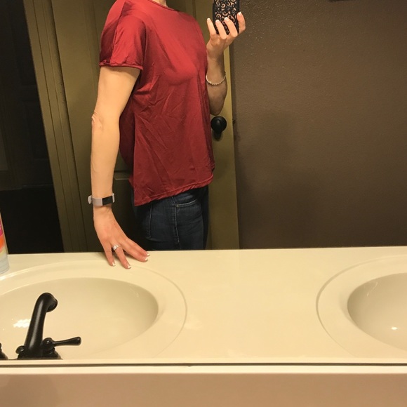 SALE! Wine red shirt - Picture 3 of 4