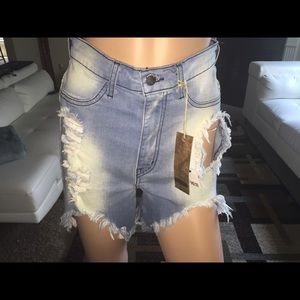 Ripped high waisted shorts