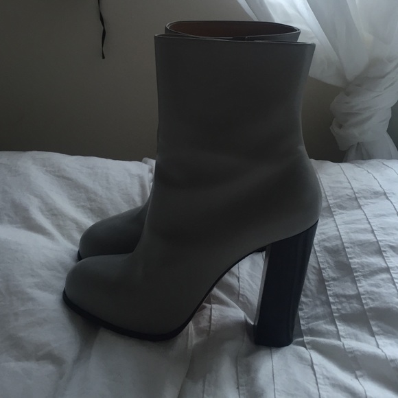 💥MOVING SALE💥Celine gray boots - Picture 2 of 3