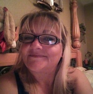 Meet your Posher, Glenda