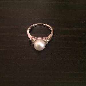 10k Ema Pearl Ring