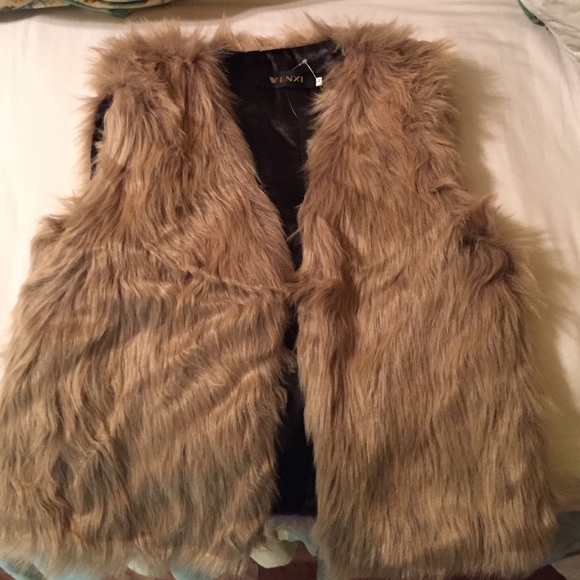 Faux fur vest! Never worn!