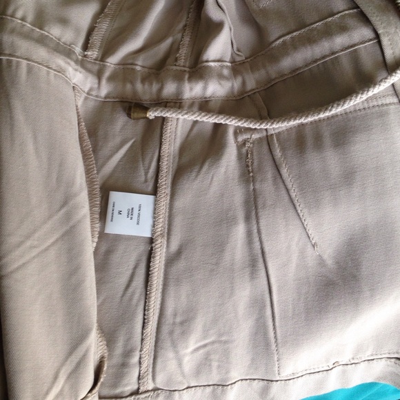 Tan Jacket - Picture 4 of 7