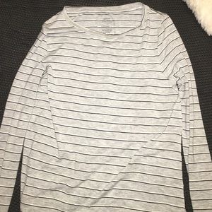 Aerie long sleeve shirt