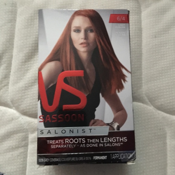 Light auburn hair color