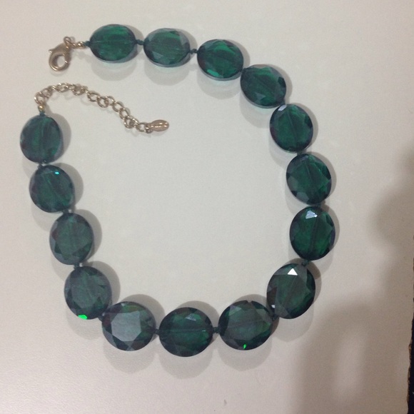 Green crystal necklace