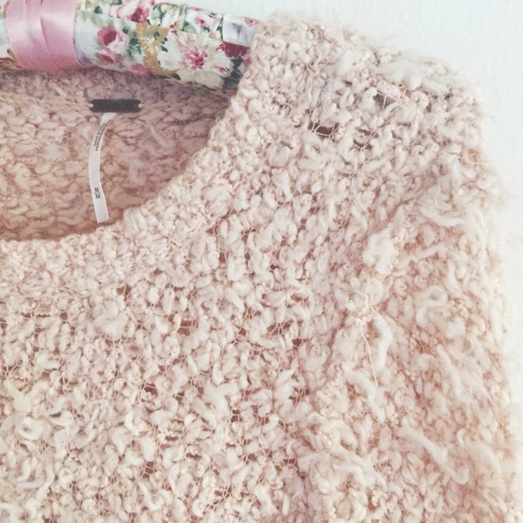 Adorable Free People Sweater - Picture 3 of 3