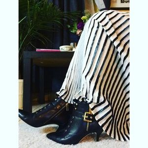 Trouvé Black Pleated Metallic Midi Skirt