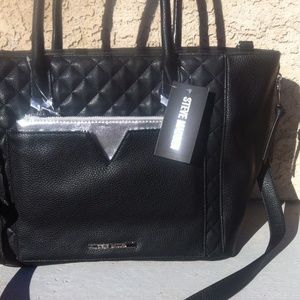 Black Steve Madden Tote w/mini silver wallet