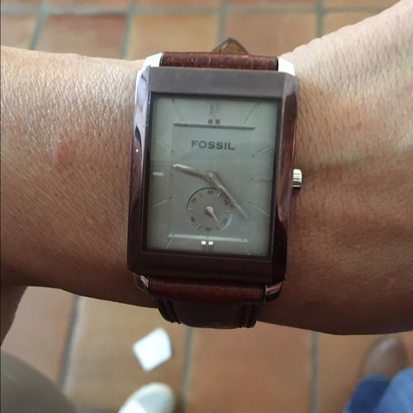 Leather Fossil watch - Picture 2 of 3