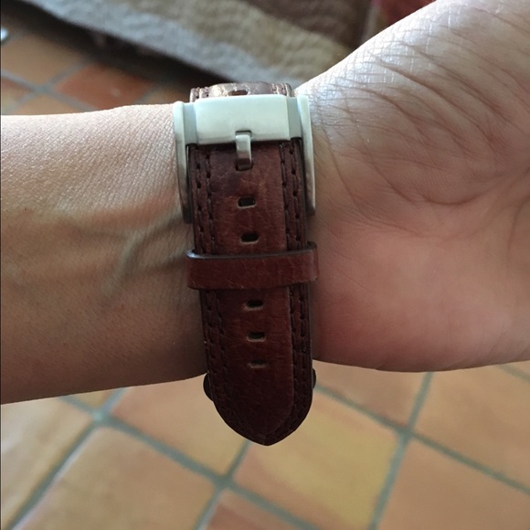 Leather Fossil watch - Picture 3 of 3