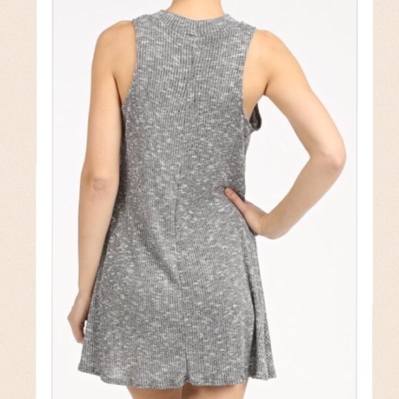 Sold out - Picture 3 of 4