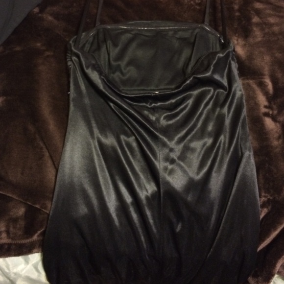 NEW DRESS! Suuuuuper cute 😍 - Picture 2 of 4