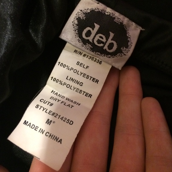 NEW DRESS! Suuuuuper cute 😍 - Picture 3 of 4