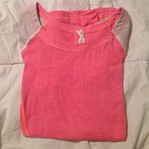 Lululemon running top