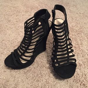 !!!PRICE REDUCED!!! Black wedges