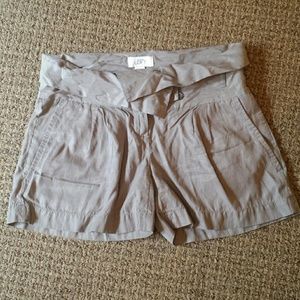 Grey shorts