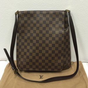 Louis Vuitton Damier Shoulder Handbag (Mint!)