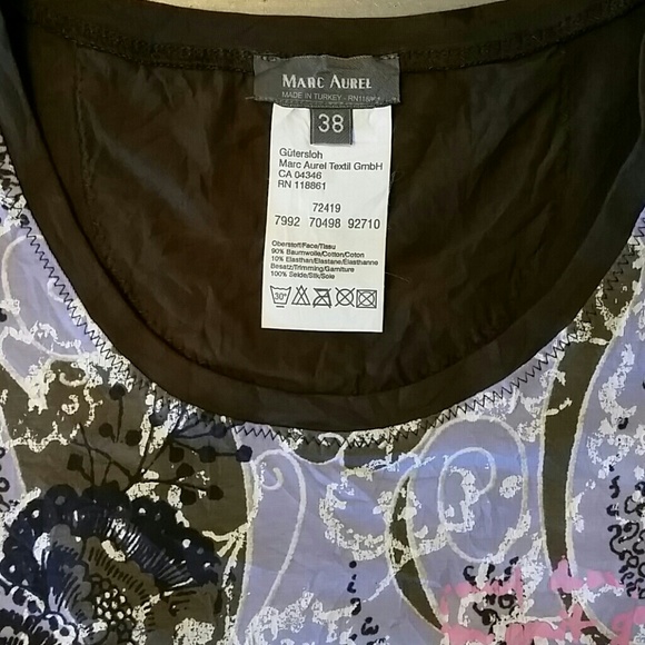 Neiman Marcus T-shirt style designer top - Picture 4 of 4