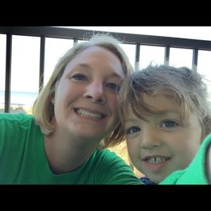 Meet your Posher, Jennifer