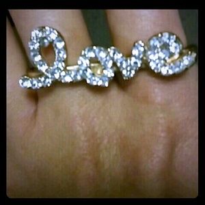 Two finger love ring!