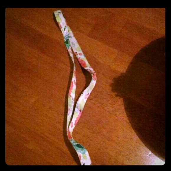 Floral lanyard