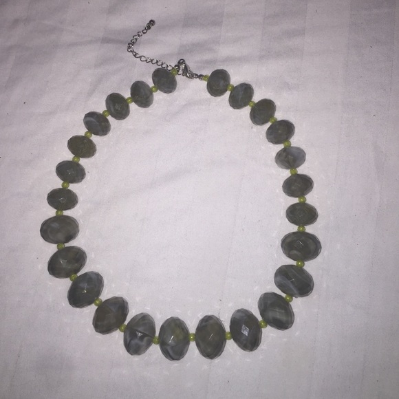 Ball necklace