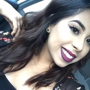 Meet your Posher, Vanessa