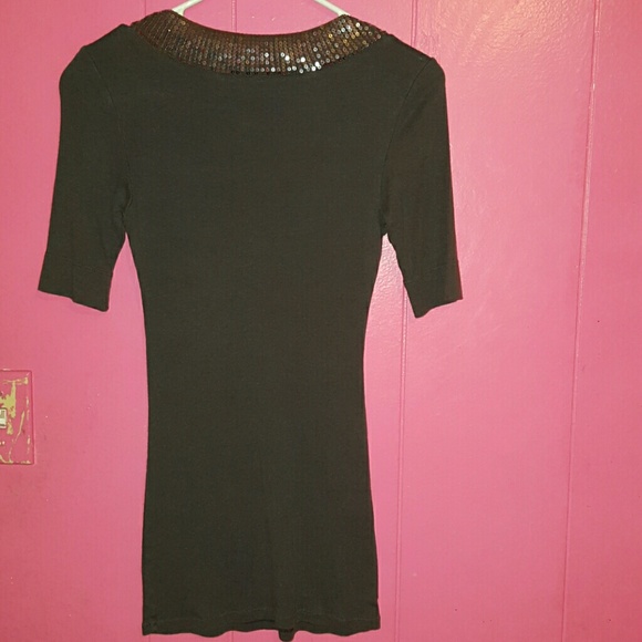 Express sexy basic vee - Picture 2 of 3