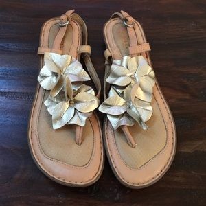 BORN GOLD FLOWER SANDALS 8