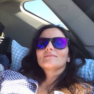 Meet your Posher, Maria