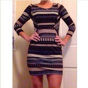 3/4 Sleeve Patterned Dress