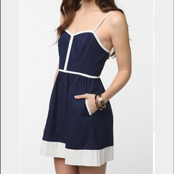 Fun and flirty Cope dress from Urban Outfitters!