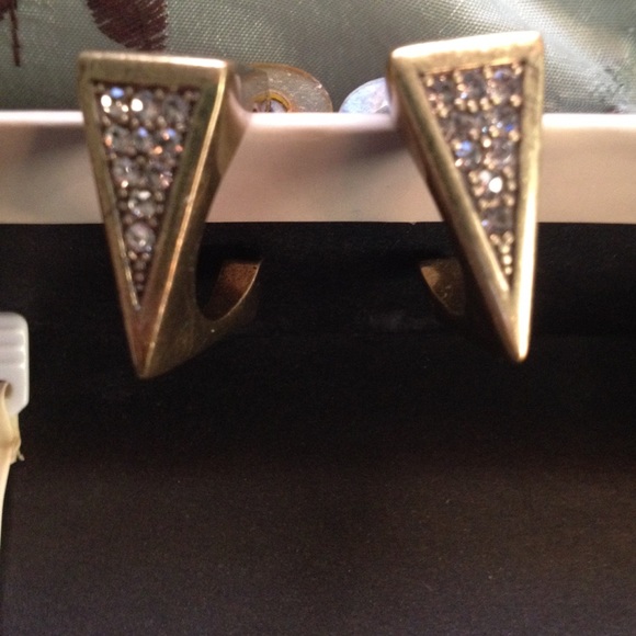 Earring bundle - Picture 3 of 3