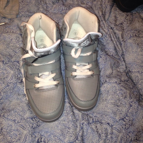 Vlado Footwear