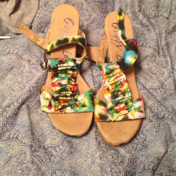 Wedge heels - Picture 1 of 2