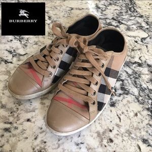 AUTHENTIC BURBERRY SNEAKERS SIZE 8 WOMENS SHOES