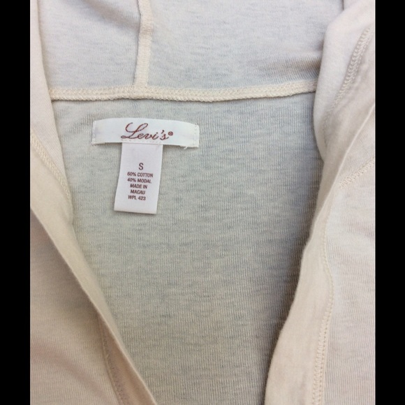 Levis cotton hoodie. Free with levi sale. - Picture 2 of 3