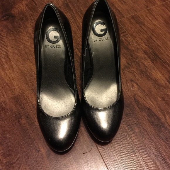 Silver/gray platform heels
