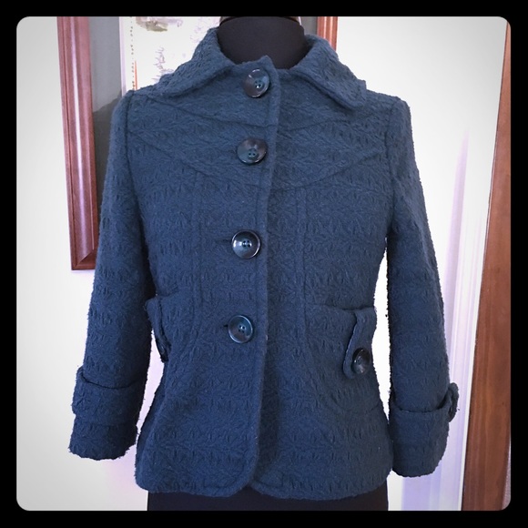 💃🏼SALE❄️HP❄️Crop Coat with 3/4 Length Sleeves
