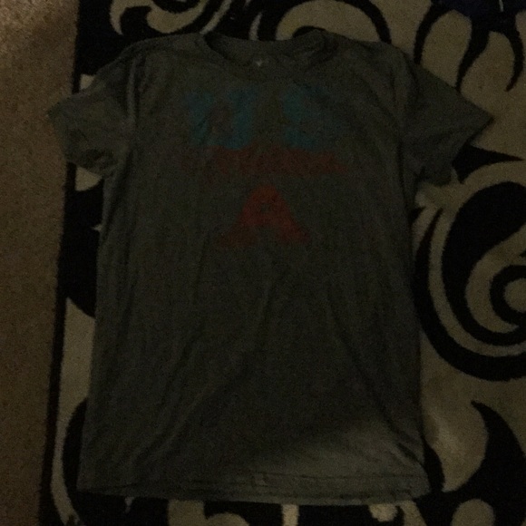 American Eagle Outfitters Tops - American eagle shirt