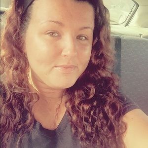 Meet your Posher, Devin