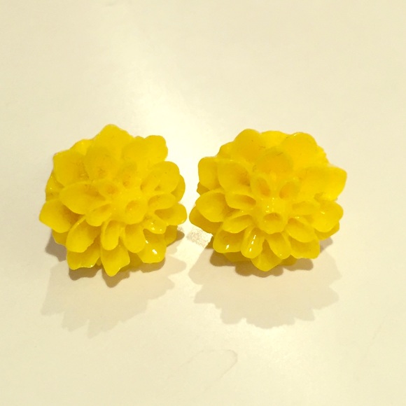 Yellow flower earrings