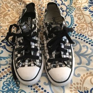 Converse crossword puzzle shoes