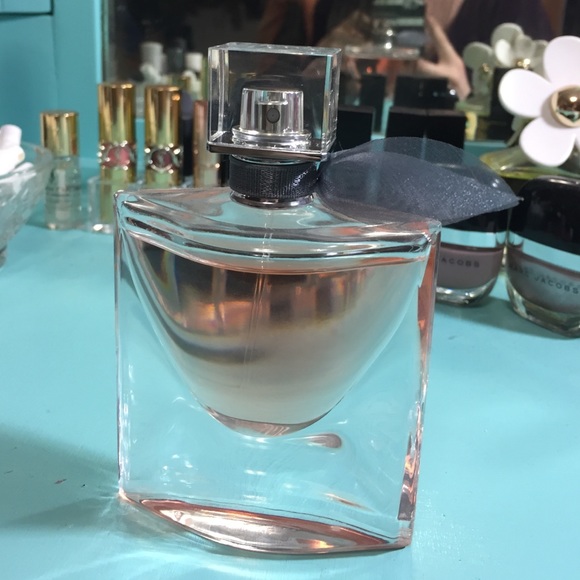 Lancôme La Vie Est Belle perfume