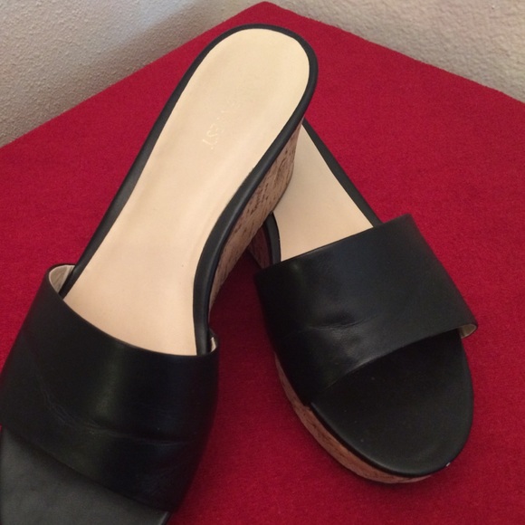 Black 9 west platform slide in sandal