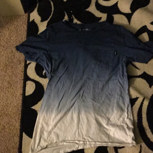 Aeropostale Tops - Aeropostale ombré shirt